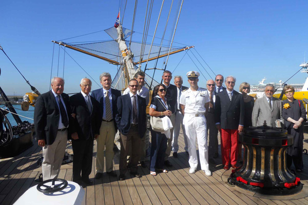 The “Chiave dell’Amicizia for the 150th anniversary of the Unity of Italy” awarded to the Naval Academy of Livorno